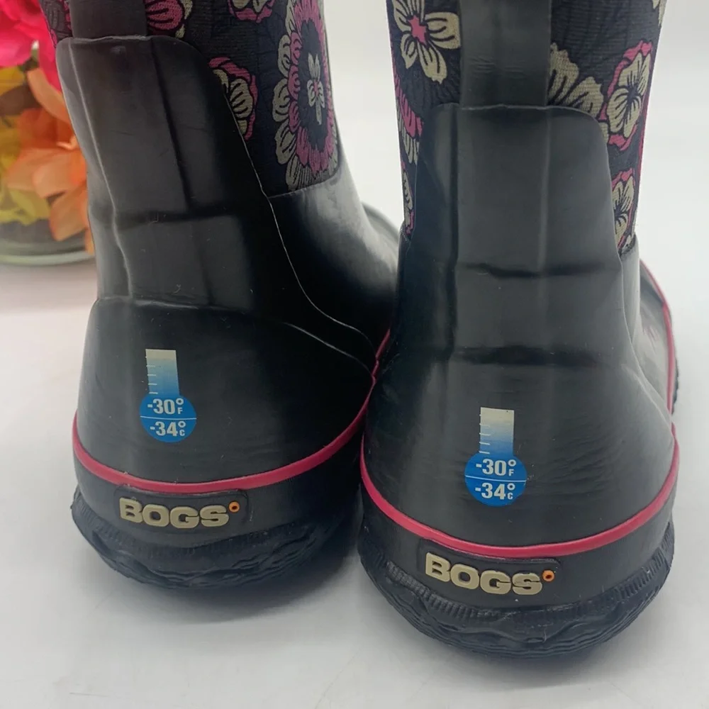 Bogs Classic Pansies Rain Winter Boots Girls Size 4 WRB4056A